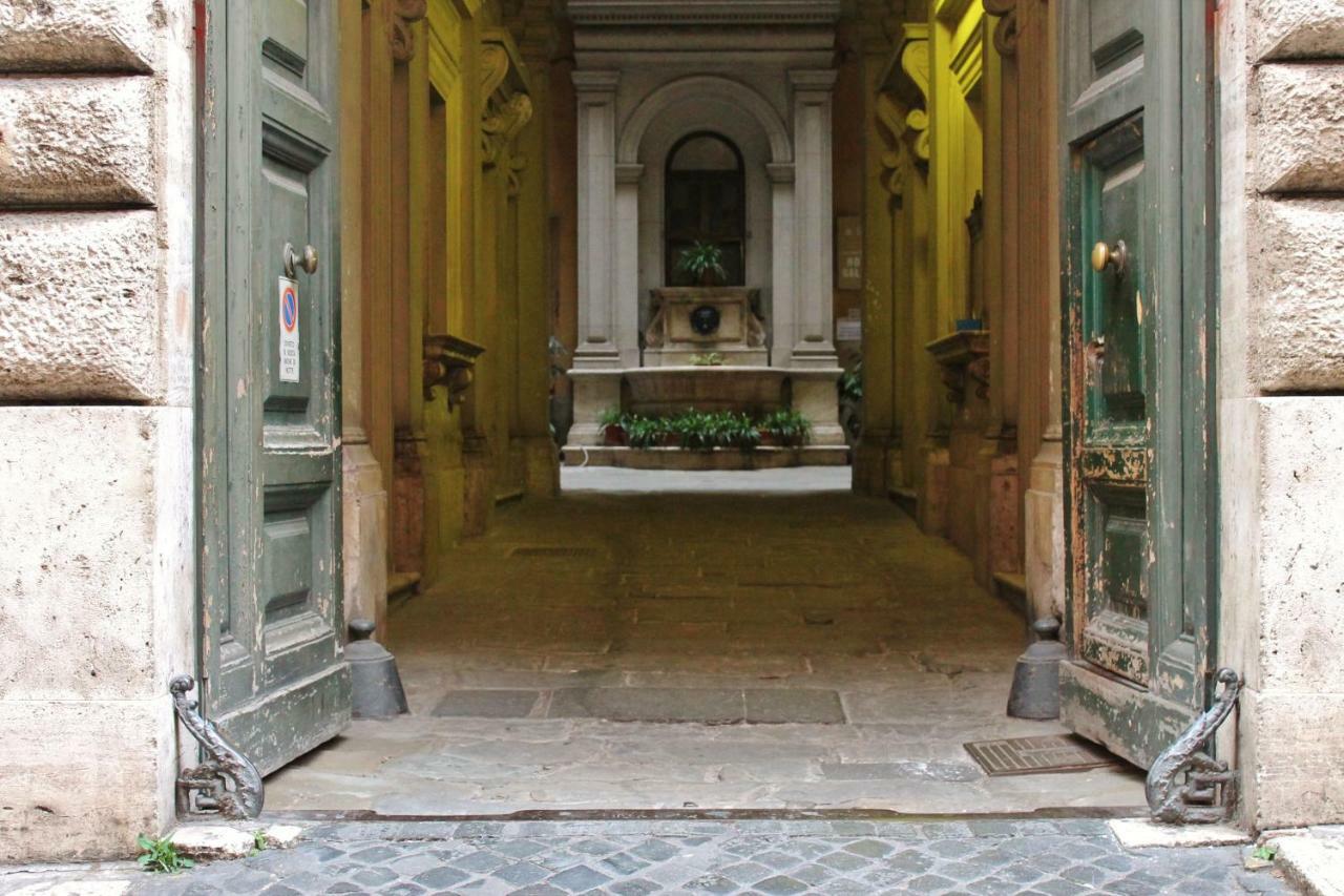 Roman Central House Екстер'єр фото